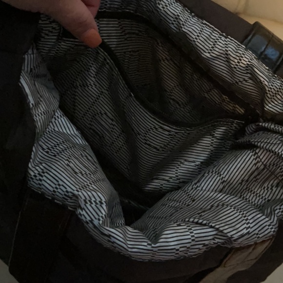 Calvin Klein insulated magnetic closure tote - Picture 3 of 3